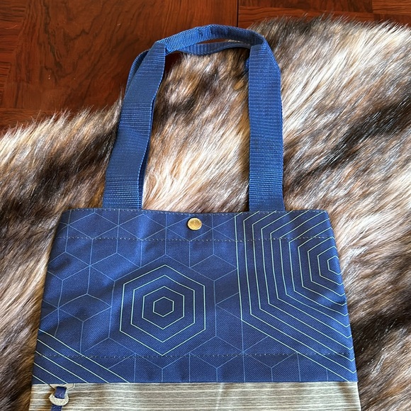 ASEA *NEW* Tote Bag - Picture 2 of 16